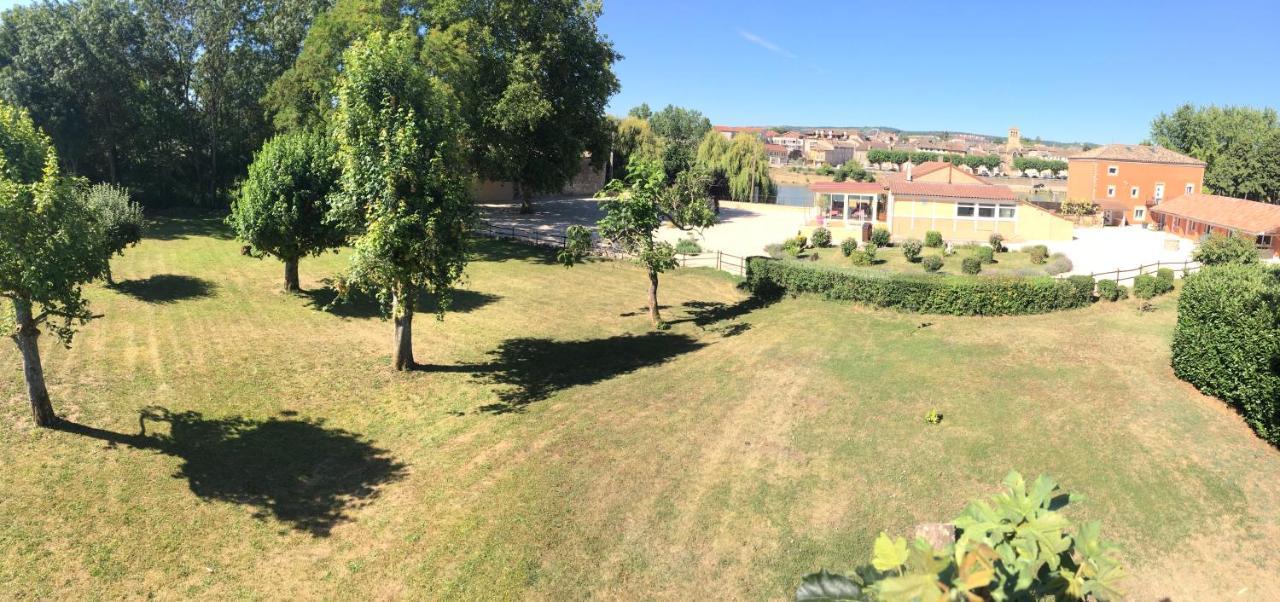 Les jardins de la Saône Tournus Exterior foto